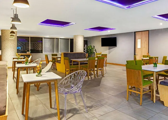 La Quinta By Wyndham Medellin