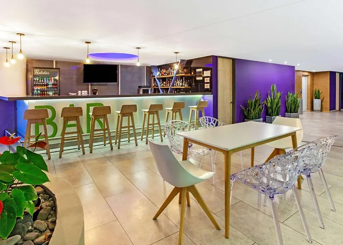 La Quinta By Wyndham Medellin