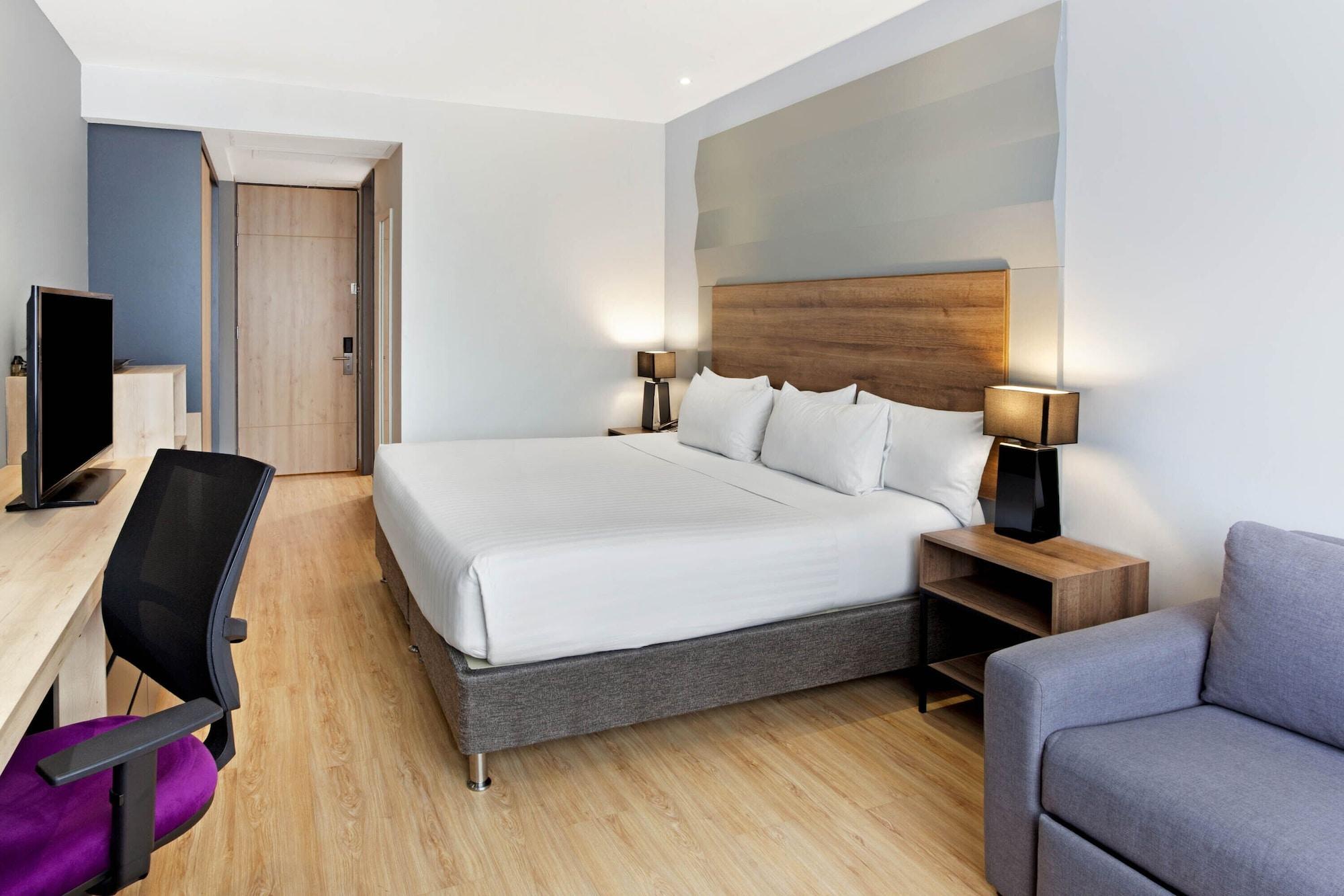 Hotel La Quinta By Wyndham Medellin 4*