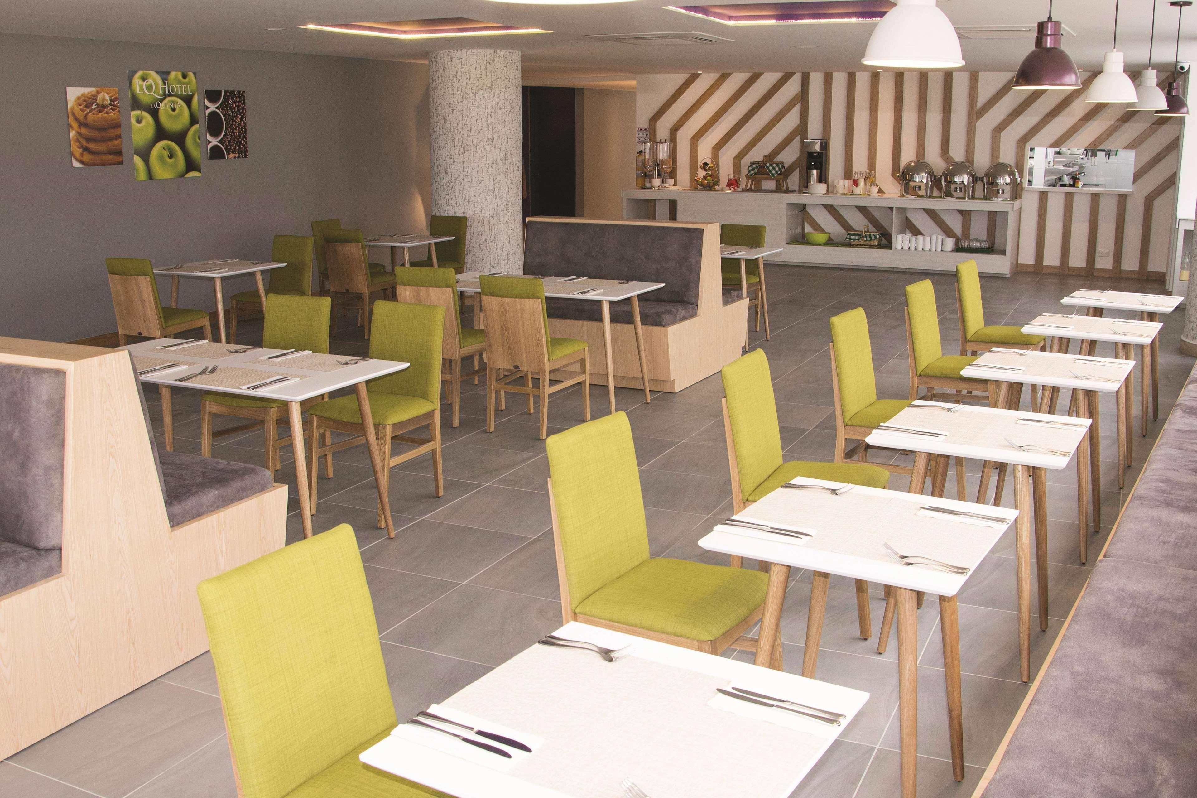 Hotel La Quinta By Wyndham Medellin 4*