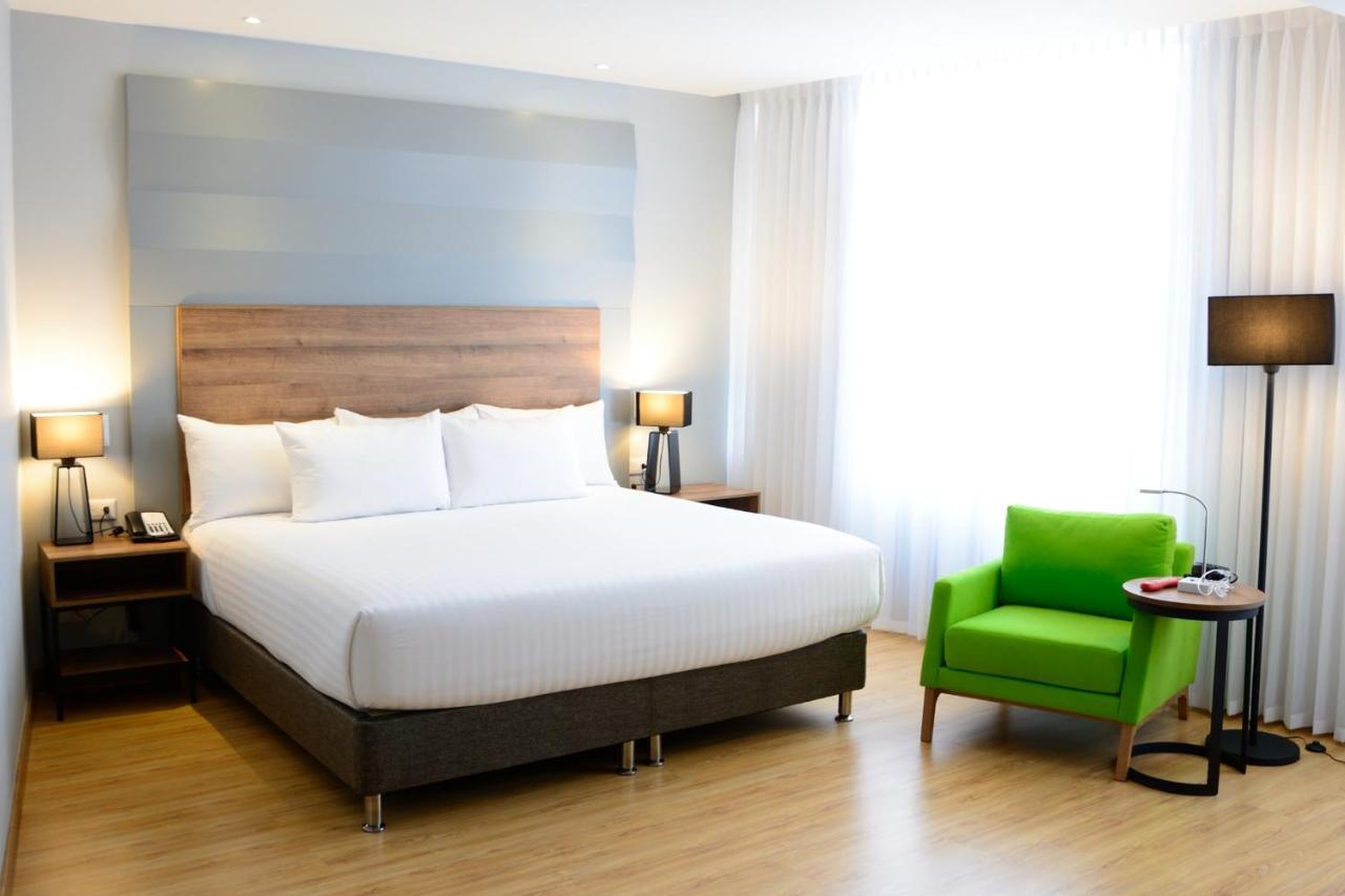 La Quinta By Wyndham Medellin